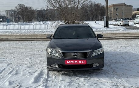 Toyota Camry, 2012 год, 2 130 000 рублей, 2 фотография