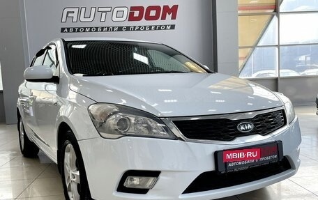 KIA cee'd I рестайлинг, 2010 год, 867 000 рублей, 2 фотография