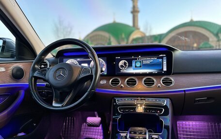 Mercedes-Benz E-Класс, 2016 год, 3 100 000 рублей, 7 фотография