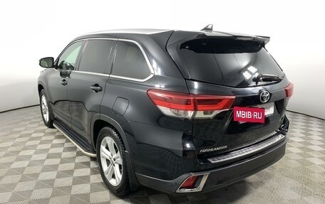 Toyota Highlander III, 2017 год, 4 100 000 рублей, 7 фотография