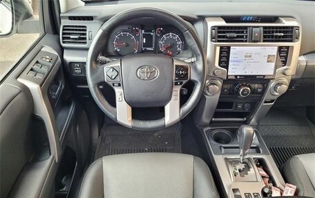 Toyota 4Runner V, 2023 год, 10 386 000 рублей, 11 фотография