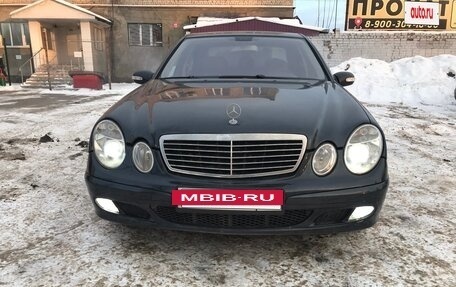 Mercedes-Benz E-Класс, 2002 год, 650 000 рублей, 4 фотография