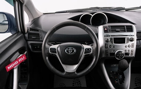 Toyota Verso I, 2011 год, 1 229 000 рублей, 14 фотография