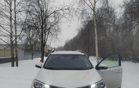 Toyota RAV4, 2014 год, 2 300 000 рублей, 1 фотография