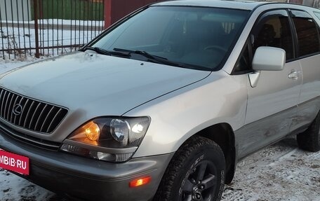 Lexus RX IV рестайлинг, 1999 год, 900 000 рублей, 4 фотография