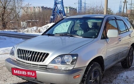 Lexus RX IV рестайлинг, 1999 год, 900 000 рублей, 16 фотография