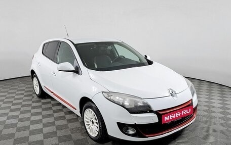 Renault Megane III, 2013 год, 640 000 рублей, 3 фотография