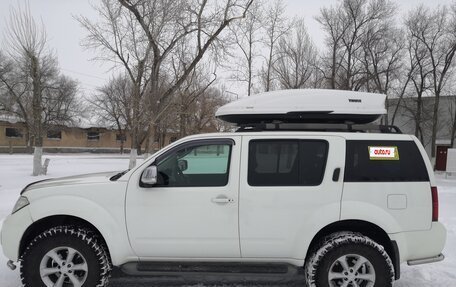 Nissan Pathfinder, 2012 год, 1 950 000 рублей, 21 фотография