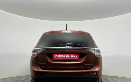 Mitsubishi Outlander III рестайлинг 3, 2012 год, 1 220 000 рублей, 6 фотография