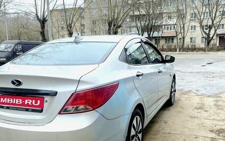 Hyundai Solaris II рестайлинг, 2015 год, 620 000 рублей, 2 фотография