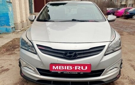 Hyundai Solaris II рестайлинг, 2015 год, 620 000 рублей, 5 фотография