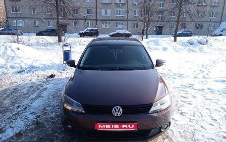 Volkswagen Jetta VI, 2014 год, 1 100 000 рублей, 3 фотография