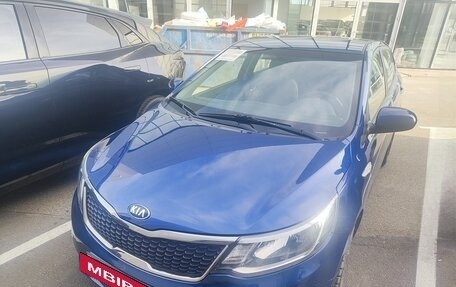 KIA Rio III рестайлинг, 2016 год, 1 120 000 рублей, 2 фотография