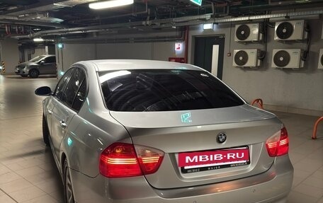 BMW 3 серия, 2006 год, 1 050 000 рублей, 4 фотография