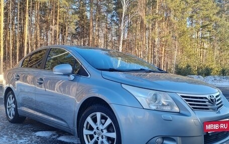 Toyota Avensis III рестайлинг, 2011 год, 1 190 000 рублей, 21 фотография