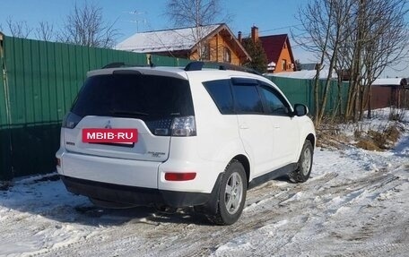 Mitsubishi Outlander III рестайлинг 3, 2012 год, 1 200 000 рублей, 3 фотография