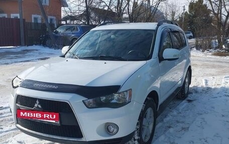 Mitsubishi Outlander III рестайлинг 3, 2012 год, 1 200 000 рублей, 5 фотография