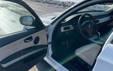 BMW 3 серия, 2011 год, 1 420 000 рублей, 9 фотография