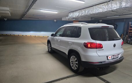 Volkswagen Tiguan I, 2016 год, 2 100 000 рублей, 39 фотография