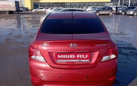 Hyundai Solaris II рестайлинг, 2013 год, 630 000 рублей, 4 фотография