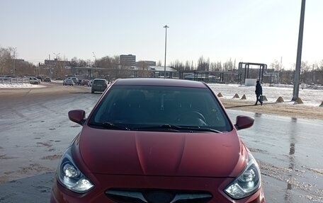 Hyundai Solaris II рестайлинг, 2013 год, 630 000 рублей, 8 фотография