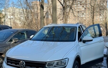 Volkswagen Tiguan II, 2018 год, 2 485 000 рублей, 9 фотография