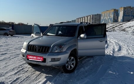 Toyota Land Cruiser Prado 120 рестайлинг, 2008 год, 2 650 000 рублей, 11 фотография