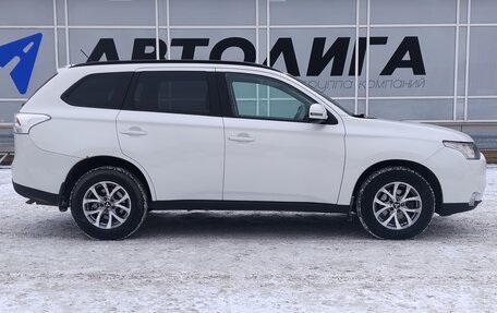 Mitsubishi Outlander III рестайлинг 3, 2012 год, 1 191 000 рублей, 3 фотография