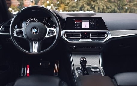 BMW 3 серия, 2019 год, 3 750 000 рублей, 22 фотография