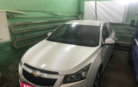 Chevrolet Cruze II, 2012 год, 999 000 рублей, 7 фотография