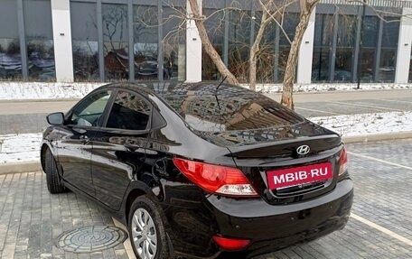 Hyundai Solaris II рестайлинг, 2011 год, 890 000 рублей, 6 фотография