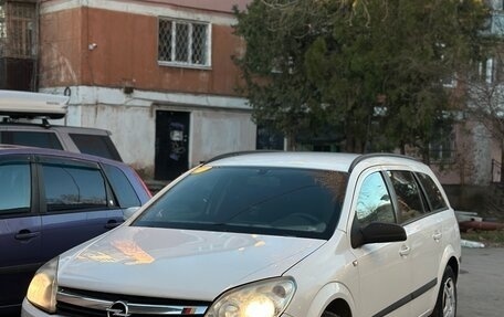 Opel Astra H, 2006 год, 585 000 рублей, 2 фотография