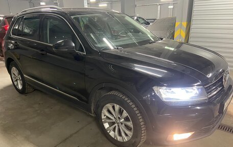 Volkswagen Tiguan II, 2017 год, 2 100 000 рублей, 3 фотография