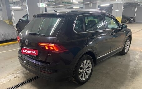 Volkswagen Tiguan II, 2017 год, 2 100 000 рублей, 4 фотография