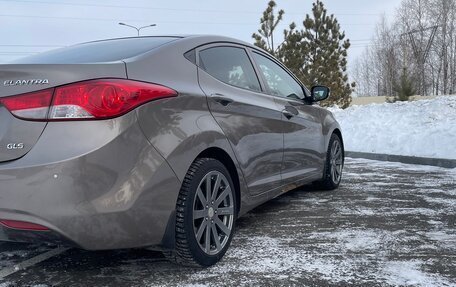 Hyundai Elantra V, 2013 год, 1 350 000 рублей, 3 фотография