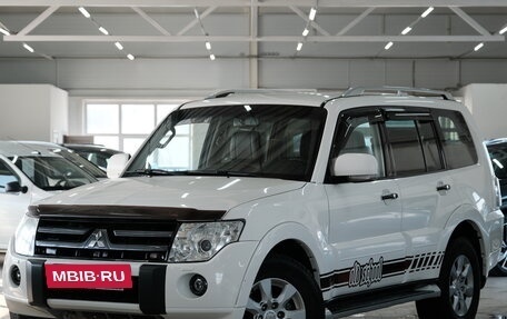 Mitsubishi Pajero IV, 2011 год, 2 019 000 рублей, 4 фотография