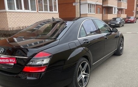 Mercedes-Benz S-Класс, 2005 год, 1 250 000 рублей, 3 фотография