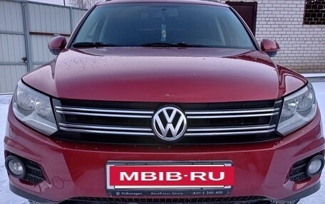 Volkswagen Tiguan I, 2012 год, 1 415 000 рублей, 2 фотография