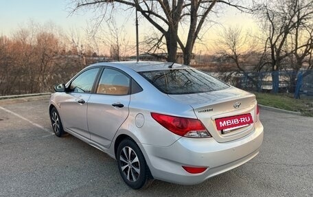 Hyundai Solaris II рестайлинг, 2013 год, 970 000 рублей, 7 фотография