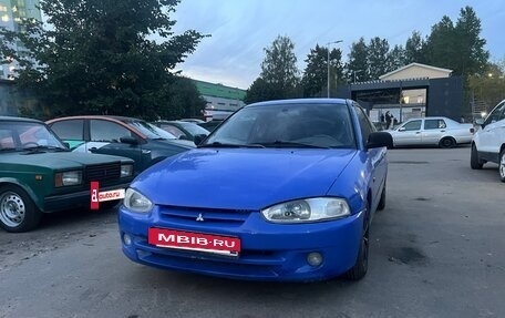 Mitsubishi Colt VI рестайлинг, 1998 год, 170 000 рублей, 2 фотография