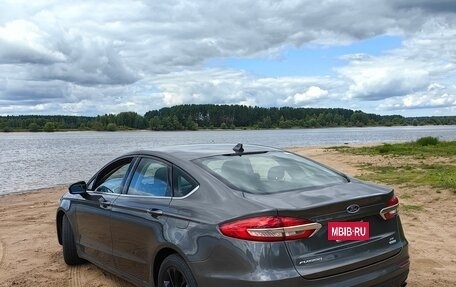 Ford Fusion (North America) II, 2019 год, 1 700 000 рублей, 4 фотография