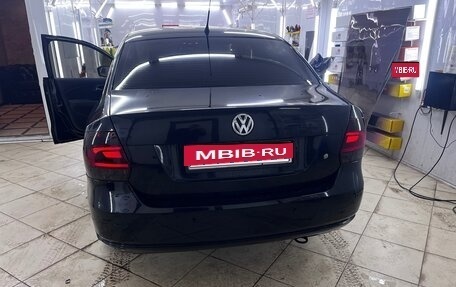 Volkswagen Polo VI (EU Market), 2011 год, 649 000 рублей, 2 фотография