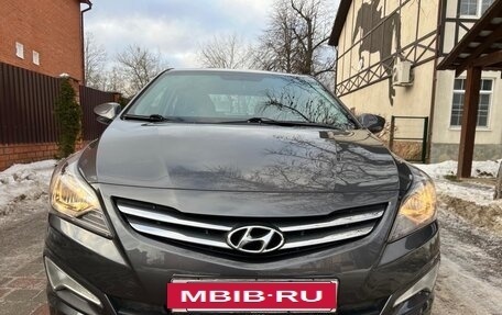 Hyundai Solaris II рестайлинг, 2015 год, 1 165 000 рублей, 3 фотография