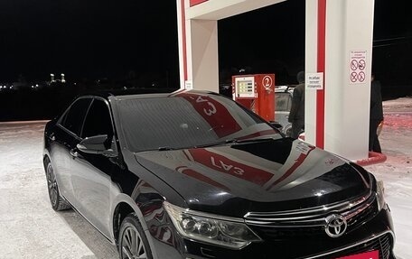 Toyota Camry, 2016 год, 1 780 000 рублей, 2 фотография