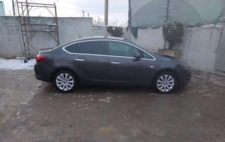 Opel Astra J, 2014 год, 1 190 000 рублей, 1 фотография