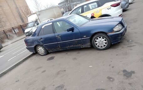 Mercedes-Benz C-Класс, 1997 год, 250 000 рублей, 1 фотография