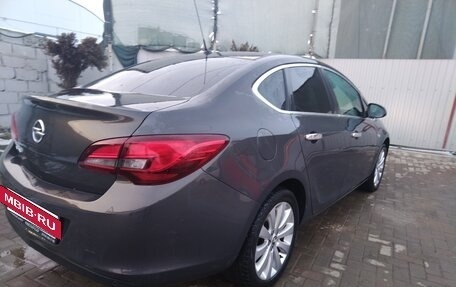 Opel Astra J, 2014 год, 1 190 000 рублей, 3 фотография