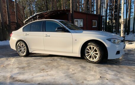 BMW 3 серия, 2017 год, 2 975 000 рублей, 2 фотография