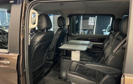 Mercedes-Benz V-Класс, 2018 год, 4 300 000 рублей, 20 фотография