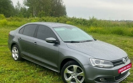 Volkswagen Jetta VI, 2013 год, 870 000 рублей, 7 фотография